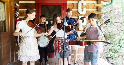 Cotton Pickin Kids pay tribute to America with national anthem ...