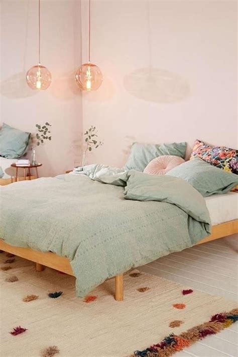 10+ Pastel Teenage Aesthetic Bedroom