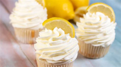 Lemon Cream Cheese Frosting | Bake It With Love