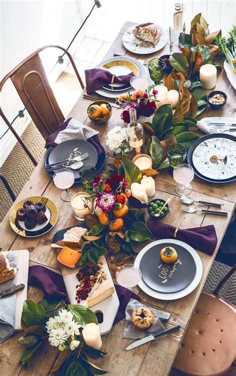 55 Beautiful Thanksgiving Table Decor Ideas - DigsDigs