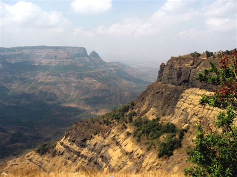 Mystery booms and rumblings, water geysers: Signs of new mega volcanic ...