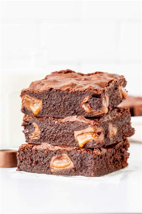 Rolo Brownies - Just so Tasty