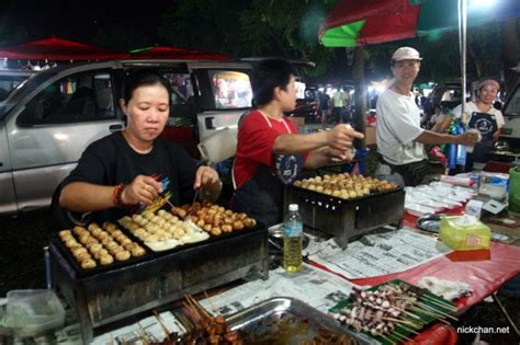 7 Night Markets in Kuala Lumpur for Each Day of The Week