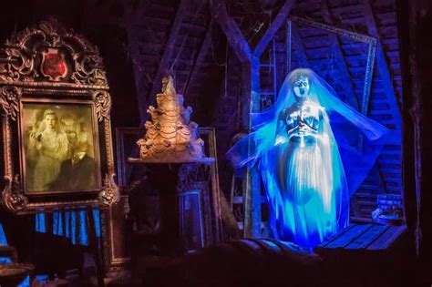 Did Disney Just Confirm Years-Long Ghost Host Haunted Mansion Theory ...