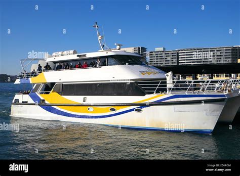 manly fast ferry sydney ferry ferries at Circular quay,Sydney harbour ...