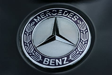 Mercedes Benz Logo Wallpapers, Pictures, Images