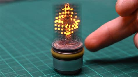 Tiny 3D volumetric display - Geeky Gadgets