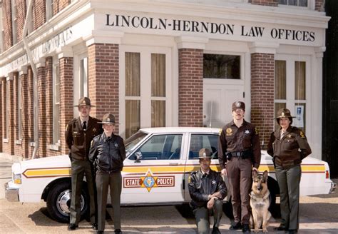 Illinois State Police Uniforms & Equipment Photos - Illinois State ...