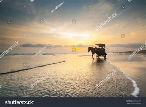 Parangtritis Beach Pantai Parangtritis Stock Photo 607332131 | Shutterstock