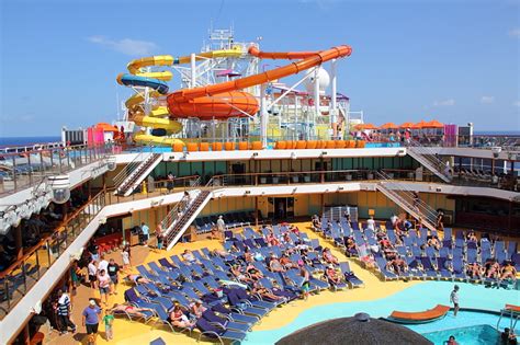 Carnival Cruise Lines - Carnival Magic Cruise Review by Jim Zim