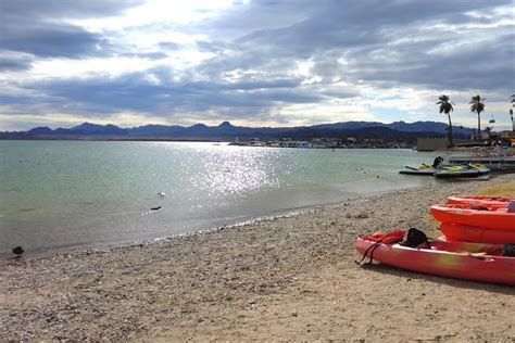 Lake Havasu Swimming: A Swimmer's Paradise - Lake Access