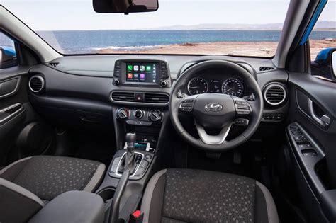 2018 hyundai kona active interior - ForceGT.com