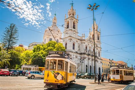 Lisbon Walking Tour | Riviera Bar Crawl Tours - French Riviera