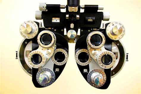 Refraction - What You Need to Know About Your Eye Exam