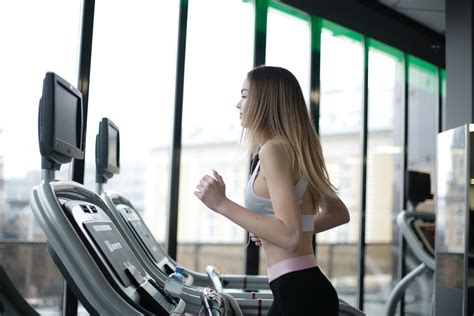 19 Interesting Benefits Of Using A Treadmill - Weight Loss Made Practical