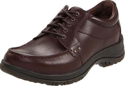 9 Best Shoes for Flat Feet | Men’s (2025 Reviews)