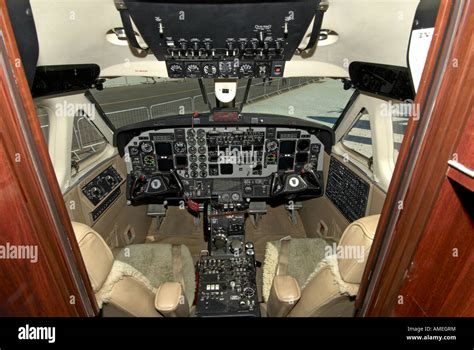 Beechcraft 1900D Cockpit