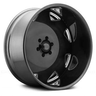 Chevy SSR Custom Wheels | CARiD