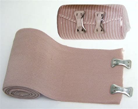 Bandages in First Aid Kits: Types and Uses | HealDove