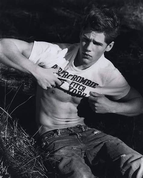 Abercrombie & Fitch Advertising: Revisiting Models + Ad Campaigns – The ...