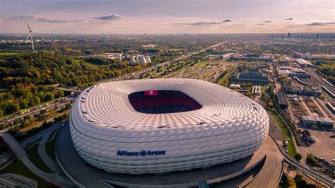 Allianz Arena Tour - Bayern Munich Stadium - CEETIZ