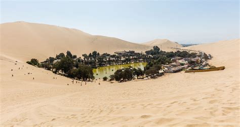 Picture of the Day: A Desert Oasis in Peru » TwistedSifter