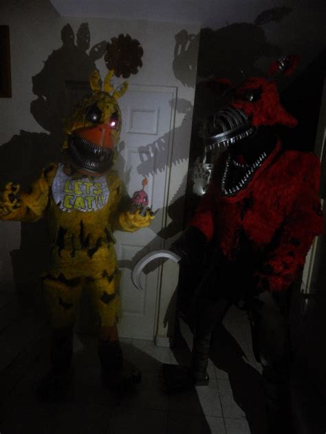 Nightmare Chica and Nightmare Foxy by UlyKompean on DeviantArt