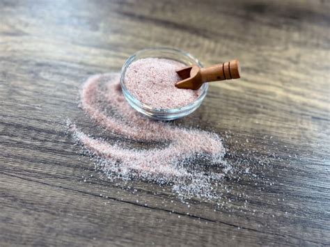 The 5 Benefits Of Pink Himalayan Salt For Skin & How To Use It