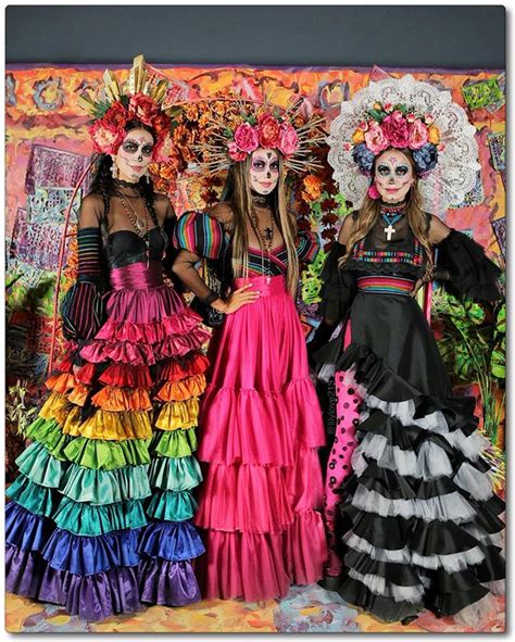 Instagram | Vestidos de catrinas, Trajes de halloween, Traje femenino