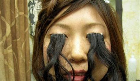 World's Longest Eyelashes ~ Damn Cool Pictures