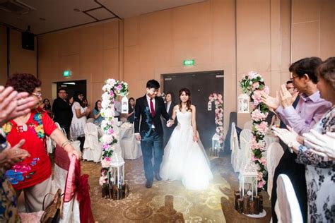 Qian Xi Summer SAFRA Mount Faber Wedding by oolphoto | Bridestory.com