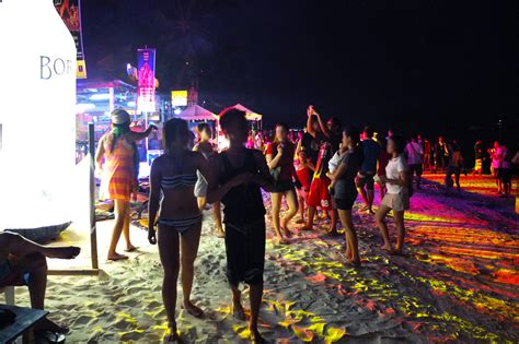 9 Best Nightlife in Boracay - What to Do & Where to Go at Night on ...