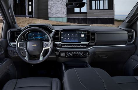 Preview: 2024 Chevrolet Silverado HD upgrades interior, adds ZR2 option