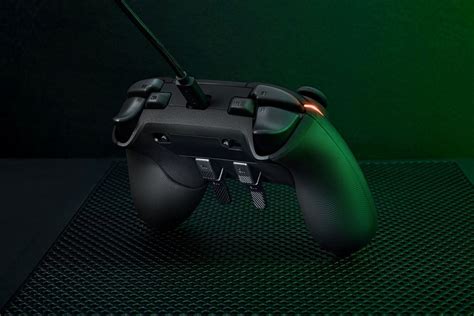 Razer has a new Wolverine V2 Chroma controller for Xbox and PC