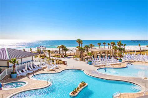 Hilton Pensacola Beach: Pool & Spa Day Pass Pensacola Beach | ResortPass