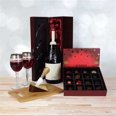 Holiday Wine, Cheese & Chocolate Basket