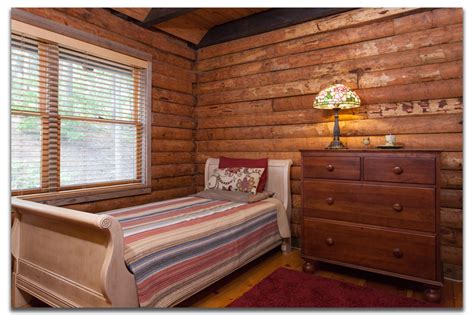 Interior Photos of the Day...The Improved Lake Log Cabin. - Adam ...