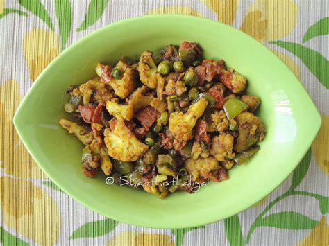 Shanthi Krishnakumar's cook book: MIXED VEGETABLE SABJI / MIXED ...