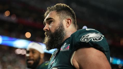 Jason Kelce retirement announcement: Philadelphia Eagles star center ...