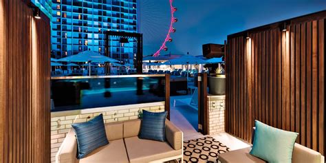 LINQ Hotel | Travelzoo