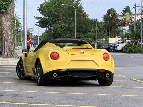 2015 Alfa Romeo 4C Spider - Bespoke Motoring