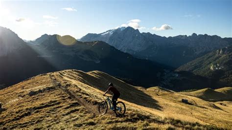 10 Best Mountain Bikes of 2023 - Men's Journal