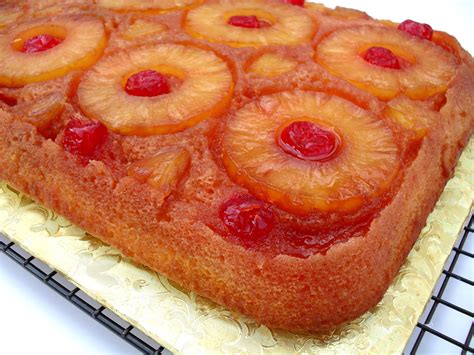 Easy Pineapple Upside Down Cake Recipe