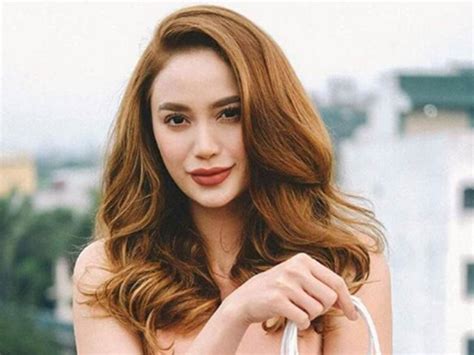 Arci Munoz denies plastic surgery rumour