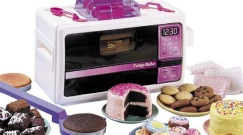 History of Easy-Bake Oven - A Look Back at the Easy-Bake Oven