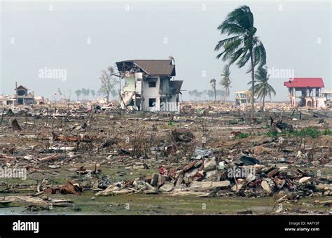 Tsunami Banda Aceh Sumatra Indonesia 2004 Stock Photo: 4120382 - Alamy