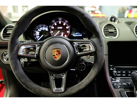 2025 Porsche Cayman: 40 Interior Photos | U.S. News