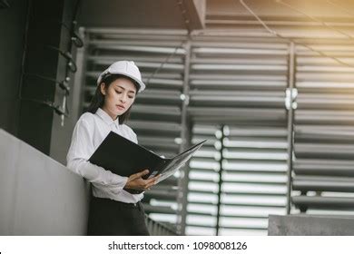 Female Civil Engineer Images, Stock Photos & Vectors | Shutterstock