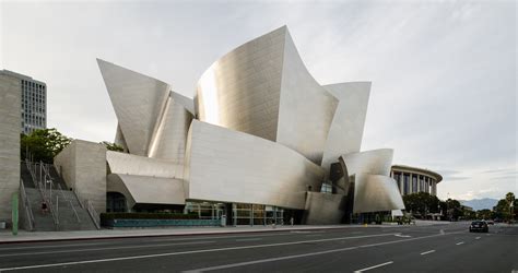 Walt Disney Concert Hall - Geeky Traveller