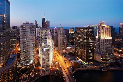 River Hotel, Chicago - Historic Chicago Riverfront Boutique Hotel